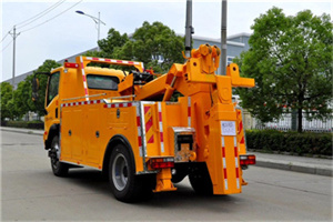 榕江高速路拖车费