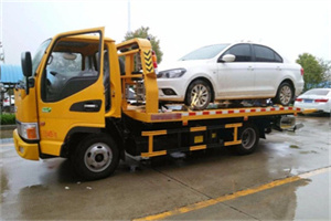 榕江附近拖车救援24小时服务热线